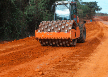 Governo de Minas anuncia obras rodoviárias e repasse de recursos para 25 municípios da bacia do Paraopeba