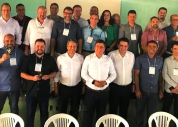 “Os problemas dos municípios são exatamente os mesmos, o que muda é a magnitude”, destaca Dr. Marcos Vinicius em Itaobim