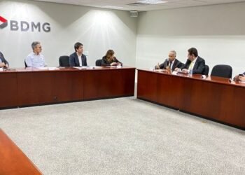 Conquista municipalista: apresentado aditivo ao acordo para os repasses da saúde dentro da LC 171/2023