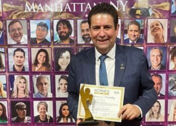 Em Nova Iorque (EUA), presidente da AMM recebe premiação por gestão de excelência