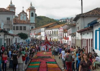 Rotas da fé impulsionam o turismo em Minas Gerais e oferecem opções aos viajantes