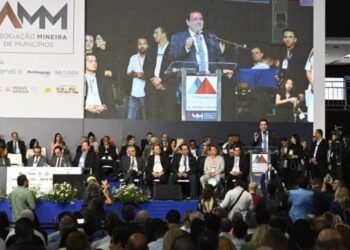Abertura do 39º Congresso Mineiro de Municípios reúne autoridades políticas, prefeitos e parlamentares de todo o Estado