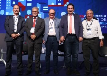 7º Congresso Mineiro de Novos Gestores: Desafios e oportunidades foi o tema do último painel com prefeitos