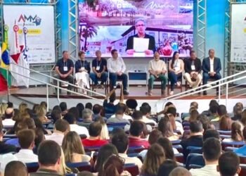 Primeira edição do AMM nas Macros no sul de Minas reuniu mais de 40 prefeitos e centenas de agentes públicos nesta quinta (16)