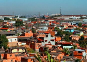 Municípios podem cadastrar propostas em programa de urbanização de favelas