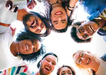 Gestores podem responder pesquisa sobre política de juventude em Minas Gerais até o dia 30 de abril