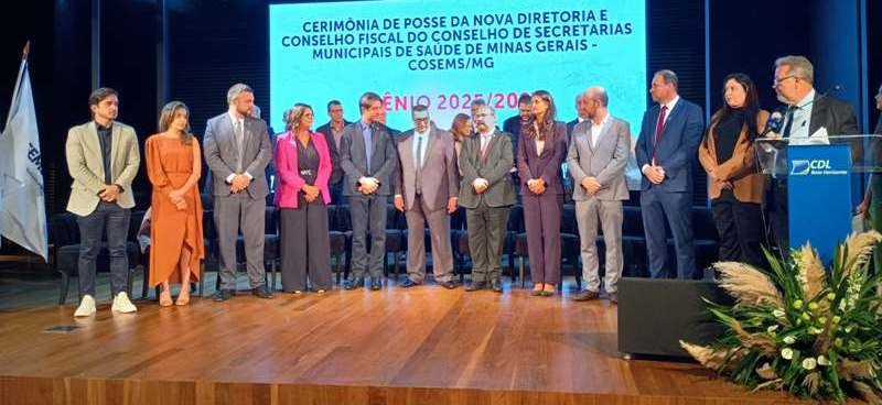 Vice-presidente da AMM participa da posse da diretoria e do conselho fiscal do Cosems/MG para o biênio 2025-2027