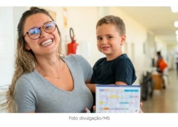 Crianças com mais de doze meses passam a receber dose de reforço com a vacina contra meningite bacteriana