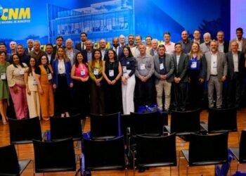 AMM participa de Encontro Nacional de Secretários Executivos das Entidades Estaduais e Microrregionais na sede da CNM