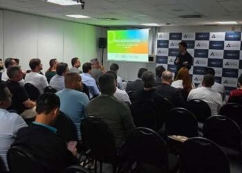 Diretoria da AMM se reúne com Secretário Estadual de Saúde para discutir mudanças na Regulação do acesso à saúde em Minas Gerais